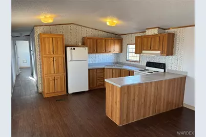 3676 N Avra Road, Golden Valley, AZ 86413 - Photo 10