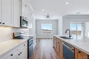 3100 Canyon De Chelly Dr, Bullhead City, AZ 86429 - Photo 24