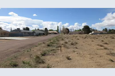 9837 N Whipple Drive, Kingman, AZ 86401 - Photo 2