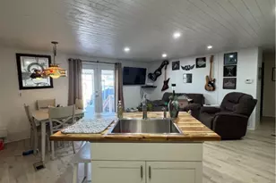 7866 S Meadowlark St, Mohave Valley, AZ 86440 - Photo 8