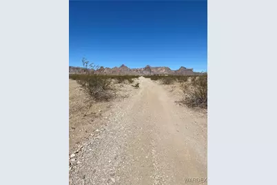 000 W Moenkopi Drive, Golden Valley, AZ 86413 - Photo 16