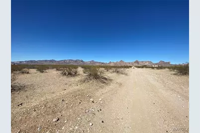 000 W Moenkopi Drive, Golden Valley, AZ 86413 - Photo 18