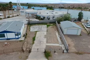 2392 Castle Rock Cir, Bullhead City, AZ 86442 - Photo 1