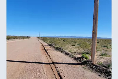 000 Oatman Hwy, Golden Valley, AZ 86413 - Photo 4