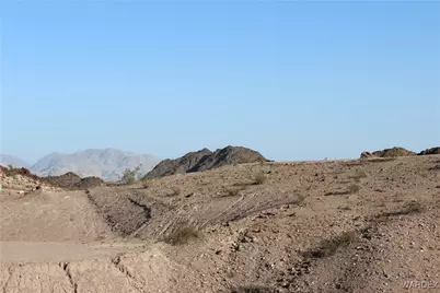 2905 Kolob Canyon, Bullhead City, AZ 86429 - Photo 8