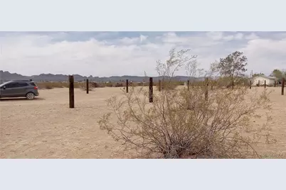 1534 S Glen Canyon Road, Golden Valley, AZ 86413 - Photo 12