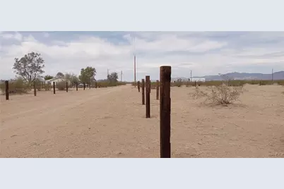 1534 S Glen Canyon Road, Golden Valley, AZ 86413 - Photo 4