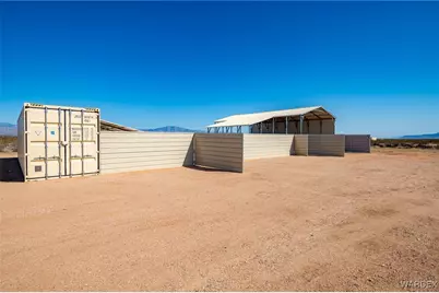 6058 Macayo Drive, Golden Valley, AZ 86413 - Photo 22