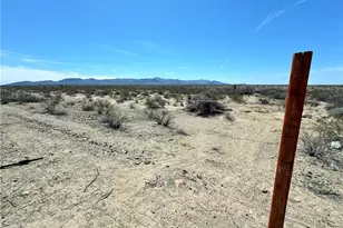 471 W Juniper Dr, Yucca, AZ 86438 - Photo 20