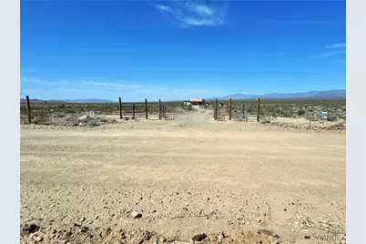 471 W Juniper Drive, Yucca, AZ 86438 - Photo 4