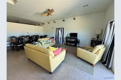 471 W Juniper Drive, Yucca, AZ 86438 - Photo 6