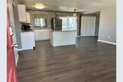 200 Lee Avenue, Bullhead City, AZ 86429 - Photo 8