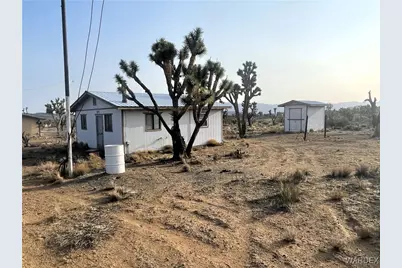 18500 N Pueblo Road, Dolan Springs, AZ 86441 - Photo 14