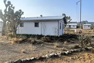 18500 N Pueblo Rd, Dolan Springs, AZ 86441 - Photo 16