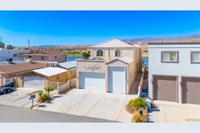 2412 Castle Rock Circle, Bullhead City, AZ 86442 - Photo 12