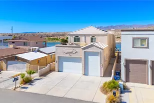 2412 Castle Rock Cir, Bullhead City, AZ 86442 - Photo 12