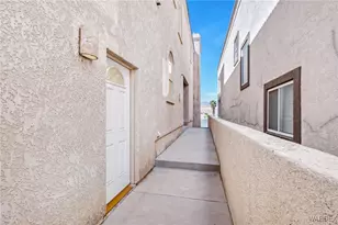 2412 Castle Rock Cir, Bullhead City, AZ 86442 - Photo 14