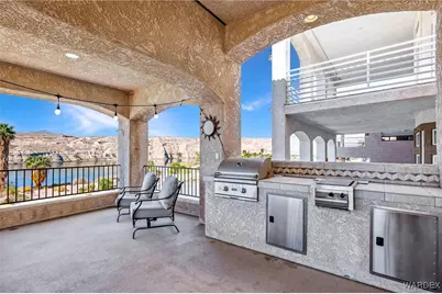 2412 Castle Rock Circle, Bullhead City, AZ 86442 - Photo 30