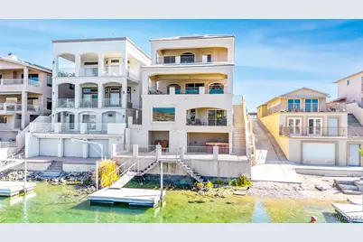 2412 Castle Rock Circle, Bullhead City, AZ 86442 - Photo 2