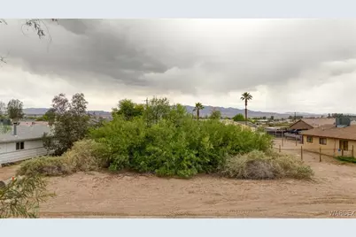 10217 S Hamilton Drive, Mohave Valley, AZ 86440 - Photo 1