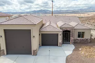 553 Locust Ct, Bullhead City, AZ 86429 - Photo 4