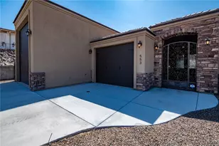 553 Locust Ct, Bullhead City, AZ 86429 - Photo 6