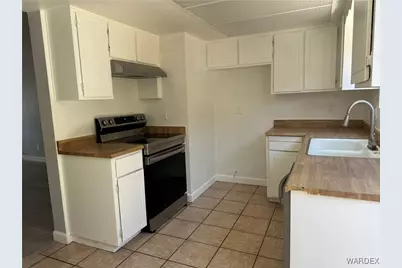 2030 Coronado Drive #3, Bullhead City, AZ 86442 - Photo 4