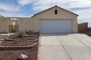 652 Holly St, Bullhead City, AZ 86442 - Photo 1