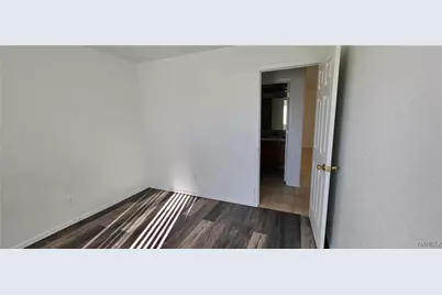 652 Holly Street, Bullhead City, AZ 86442 - Photo 16