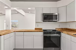 8286 S Green Valley Rd, Mohave Valley, AZ 86440 - Photo 14