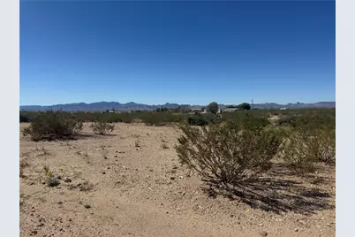 3647 N Avra Road, Golden Valley, AZ 86413 - Photo 4