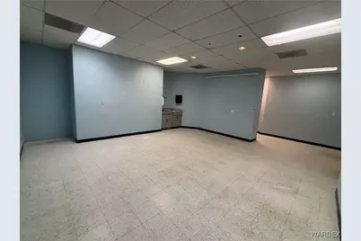 1755 Airway Avenue, Kingman, AZ 86409 - Photo 12