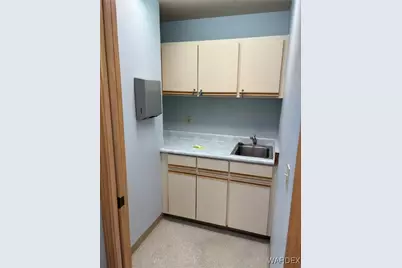 1755 Airway Avenue, Kingman, AZ 86409 - Photo 20