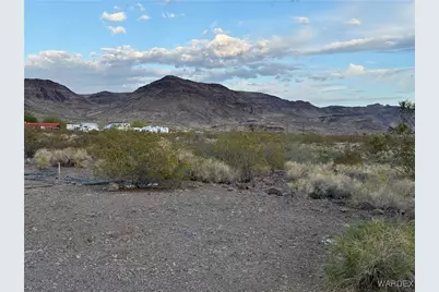 3834 Collins Drive, Golden Valley, AZ 86413 - Photo 4