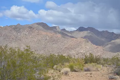 N12 Sundance Road, Yucca, AZ 86438 - Photo 12