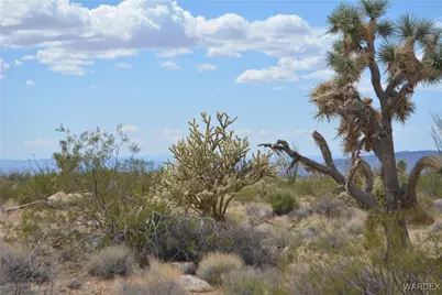 N12 Sundance Road, Yucca, AZ 86438 - Photo 24