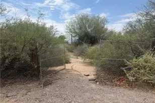 3200 E Stage Coach Dr, Mohave Valley, AZ 86440 - Photo 1