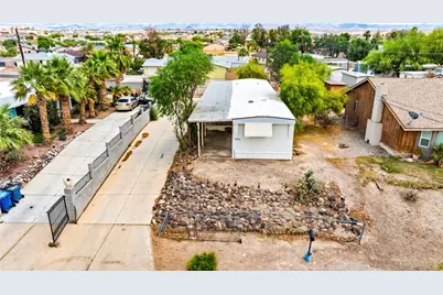 2502 Camino Del Rio, Bullhead City, AZ 86442 - Photo 8