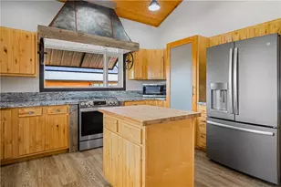 18723 E Knight Crk Rd, Kingman, AZ 86401 - Photo 14