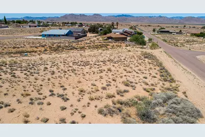 7354 E Blazed Ridge Drive, Kingman, AZ 86401 - Photo 8
