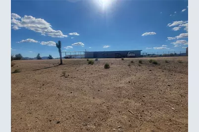 5469 N Cove Road, Golden Valley, AZ 86413 - Photo 1