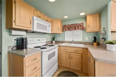 2000 Ramar Road #689, Bullhead City, AZ 86442 - Photo 10