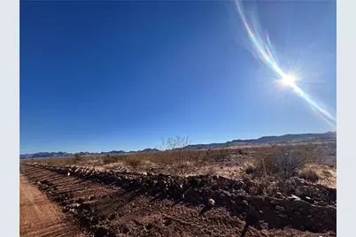 Lot 3 N Dilkon Rd., Golden Valley, AZ 86413 - Photo 4