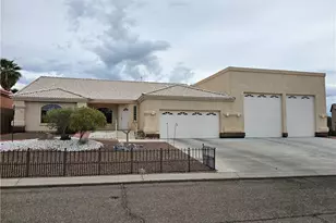 2084 E Crystal Dr, Fort Mohave, AZ 86426 - Photo 6