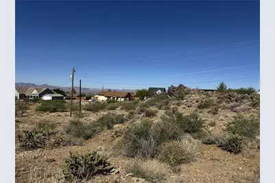 4213 N Bluff, Golden Valley, AZ 86413 - Photo 10