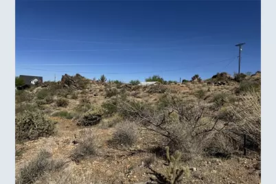 4213 N Bluff, Golden Valley, AZ 86413 - Photo 2