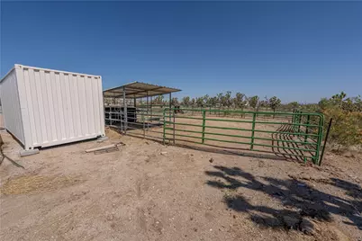 26012 N Hummingbird Lane, Meadview, AZ 86444 - Photo 6