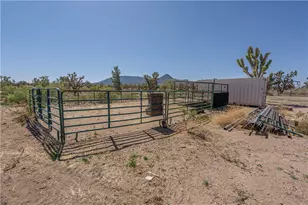 26012 N Hummingbird Ln, Meadview, AZ 86444 - Photo 14