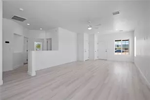 2705 W Shauna Dr, Golden Valley, AZ 86413 - Photo 6