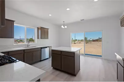 2705 W Shauna Drive, Golden Valley, AZ 86413 - Photo 8